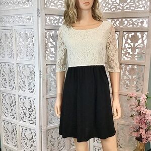 Speechless Juniors Black & Ivory Fit & Flare Dress